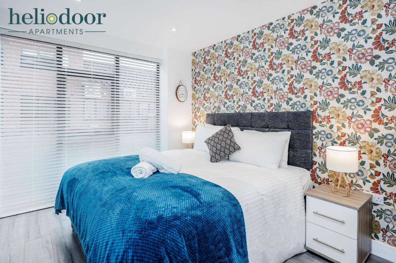 Milton Keynes Apartments, Sleeps Up To 5, Free Parking, Free Wifi & Movies, 7 Mins Drive To Milton Keynes Central Station For Direct Trains To London & The North Экстерьер фото