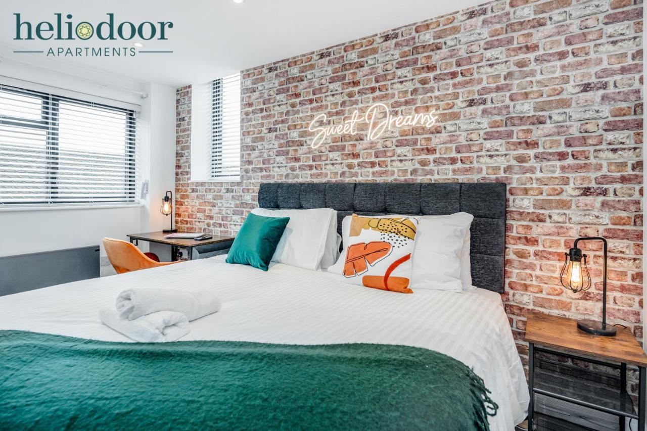 Milton Keynes Apartments, Sleeps Up To 5, Free Parking, Free Wifi & Movies, 7 Mins Drive To Milton Keynes Central Station For Direct Trains To London & The North Экстерьер фото